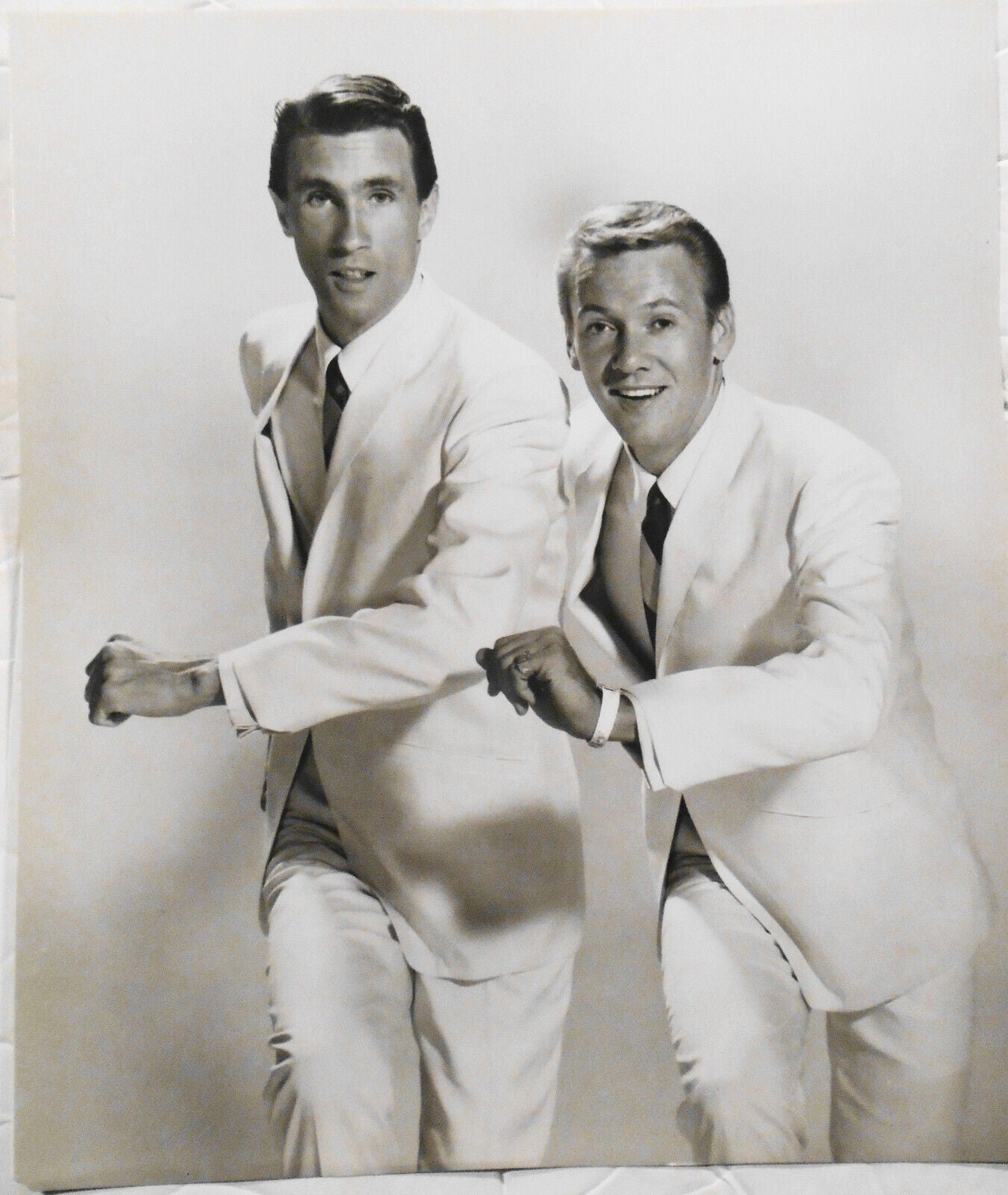 The Righteous Brothers Bill Medley & Bobby Hatfield. 2 Press Photos 8"x10", 1967