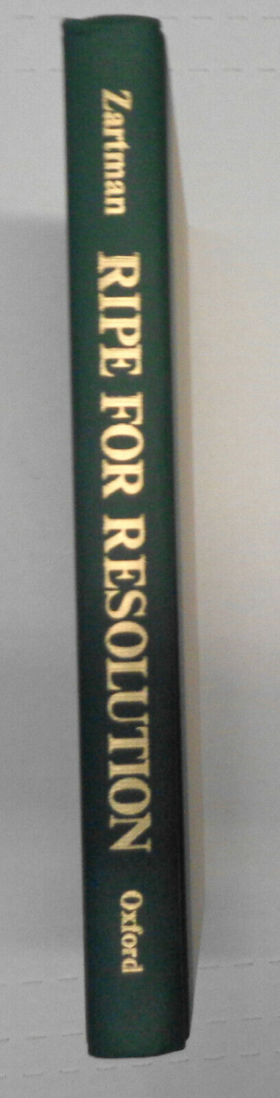 Ripe for Resolution: Conflict and Intervention in Africa by Zartman HC/DJ 1st ed