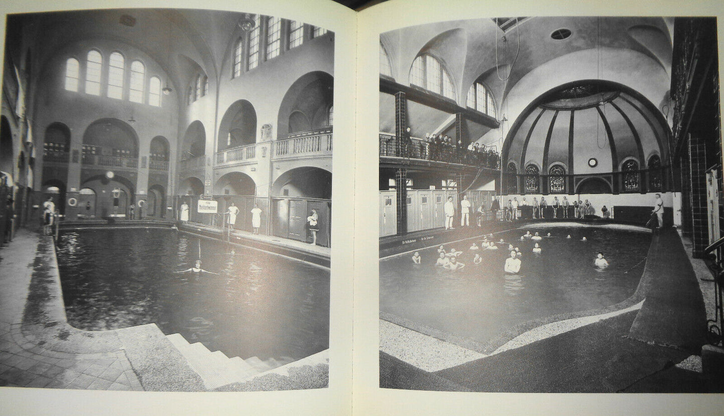 In den Tempeln der Badelust : Architekturen der Sinnlichkeit. 1986 Hardcover/DJ