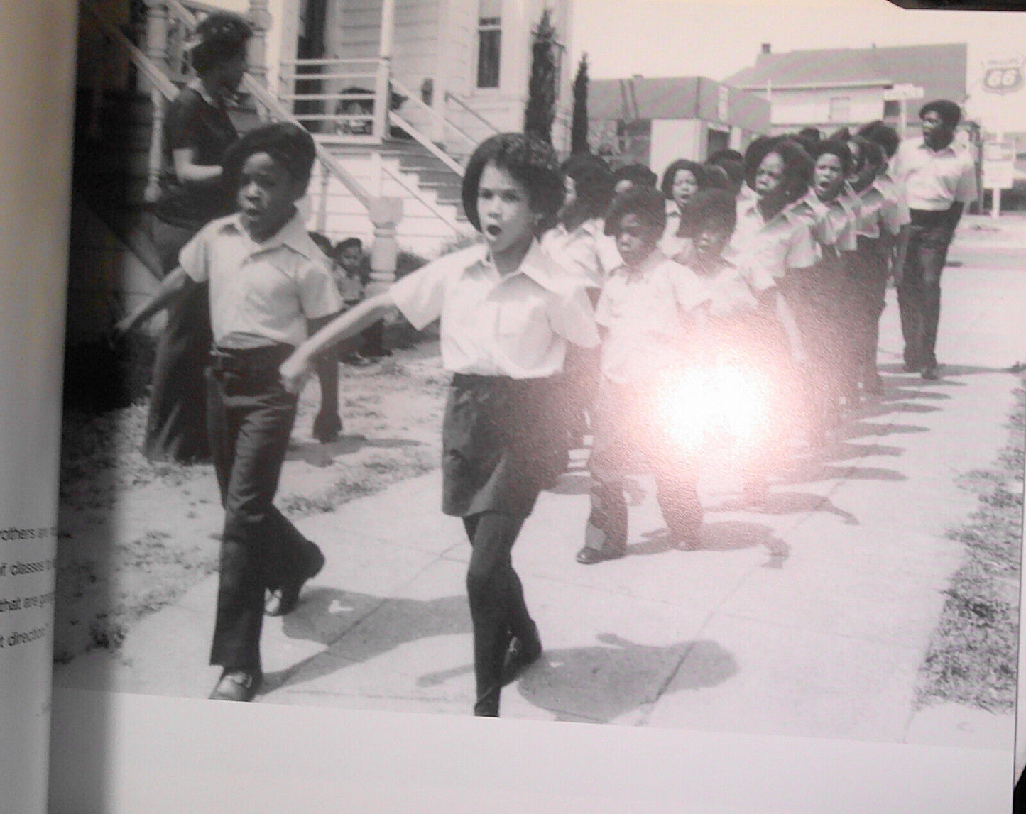 Legacy of the Panthers : photographic exhibition 1995. Huey P. Newton Foundation