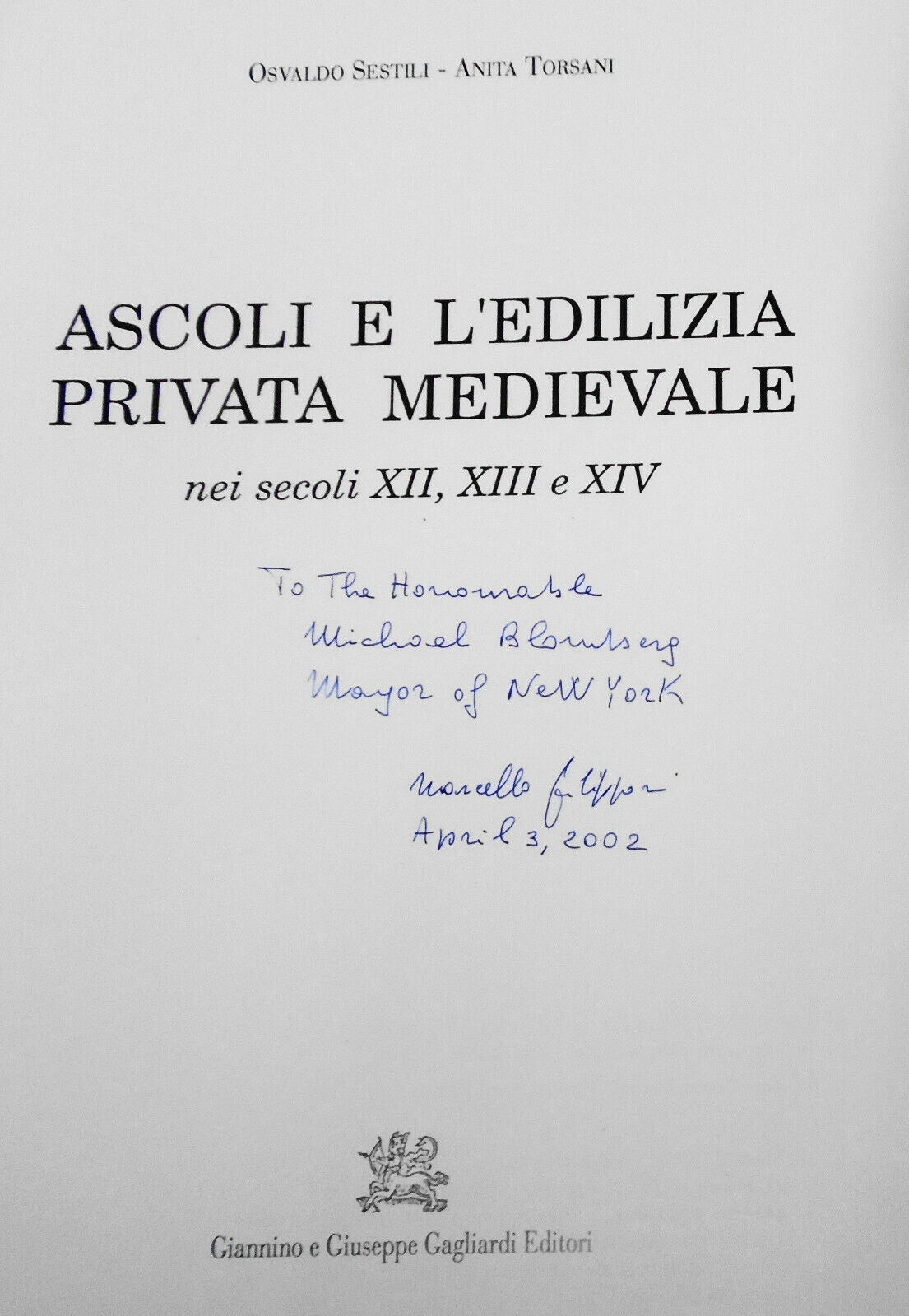 Ascoli e l'edilizia privata medievale : nei secoli XII, XIII e XIV. 1995