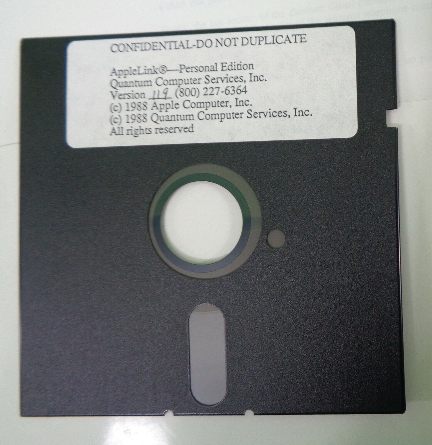 1988 AppleLink Personal Edition : Confidential pre-release program