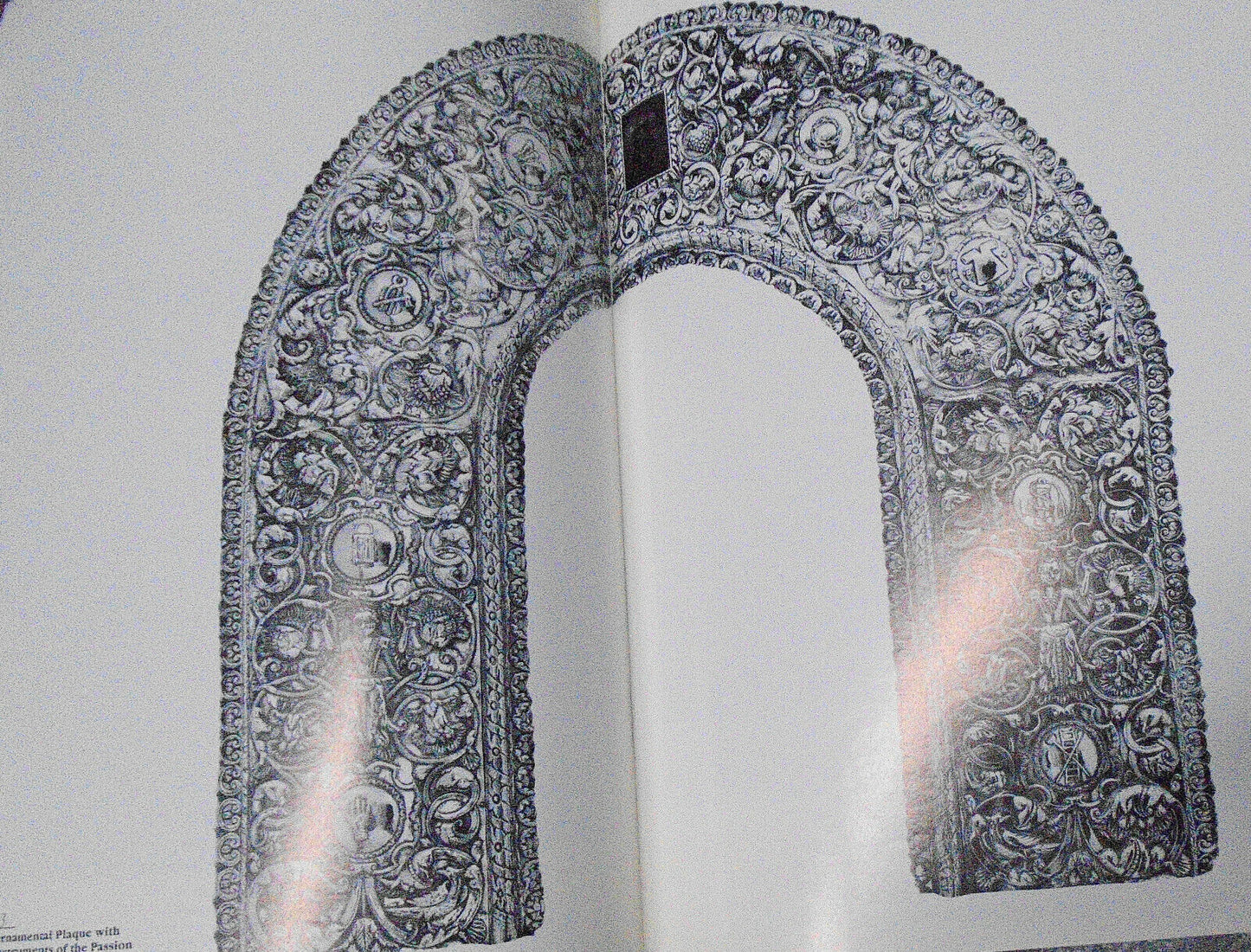 Southern Splendor. Masterworks of Colonial Silver from Museo Isaac Fer. Blanco