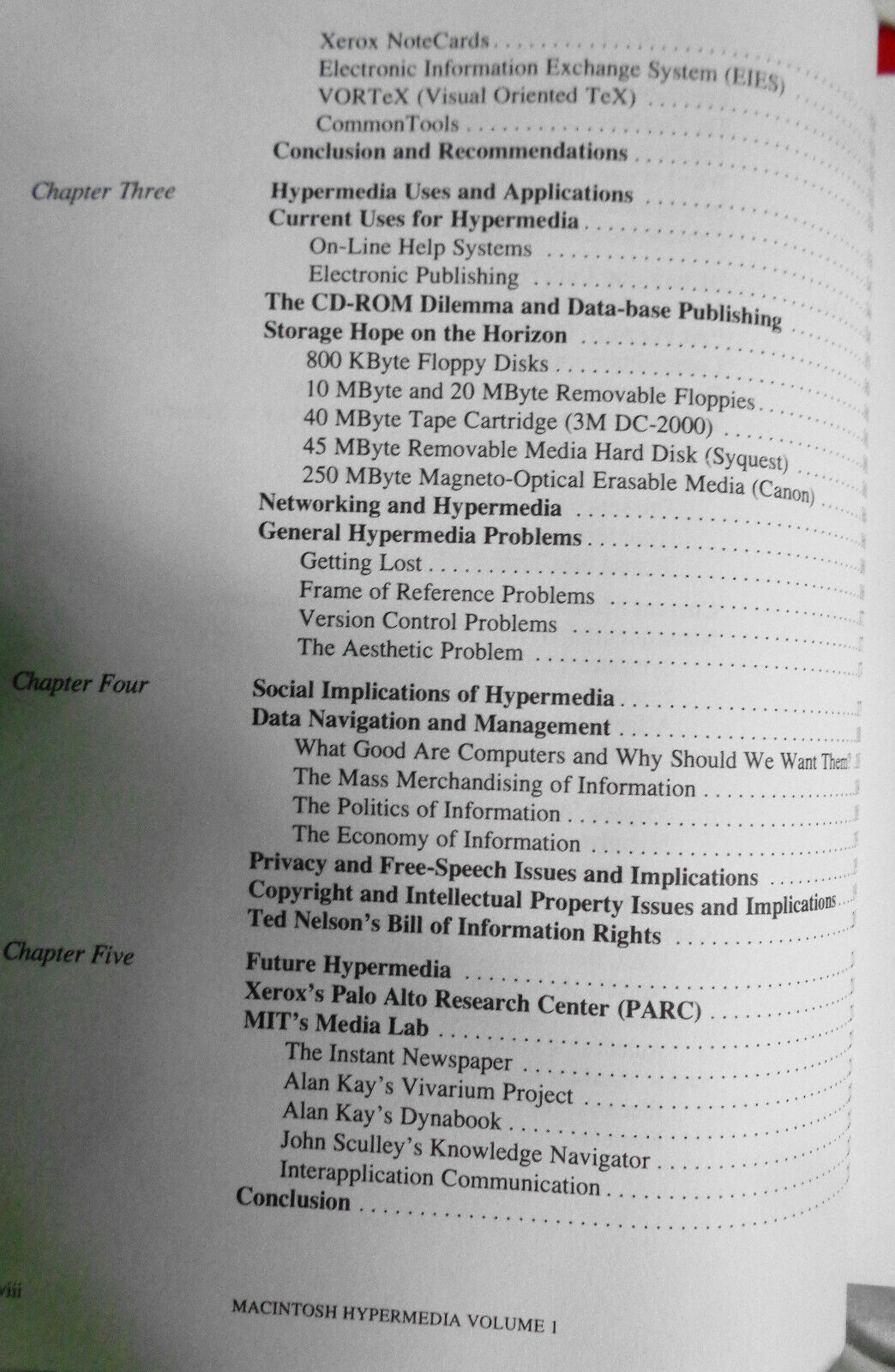Macintosh hypermedia, Vol. 1, Reference guide - by Michael Fraase. 1989