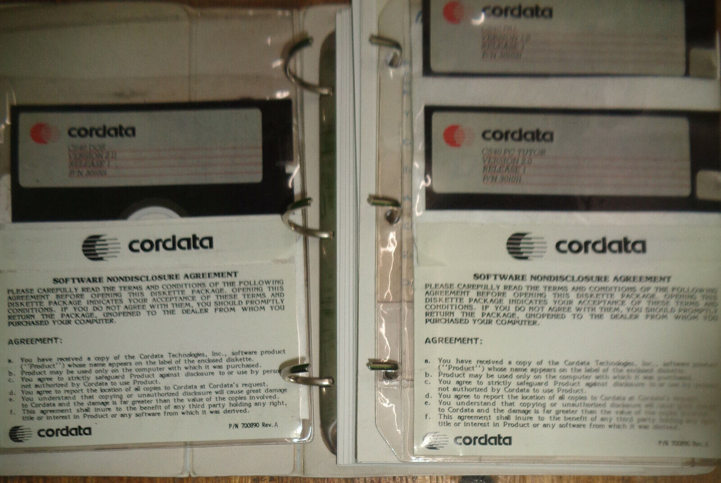 Cordata CS 40 Personal Computer, 1987 - User Manual + DOS & 2 Tutoring programs