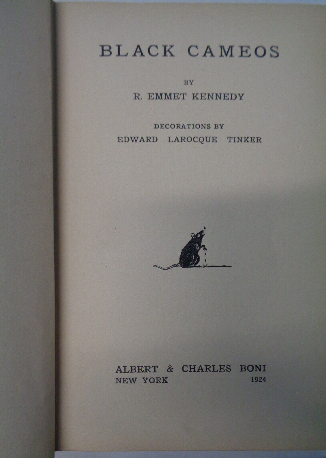 Black cameos, by R Emmet Kennedy. 1924 First Edition. Hardcover. First Printing.