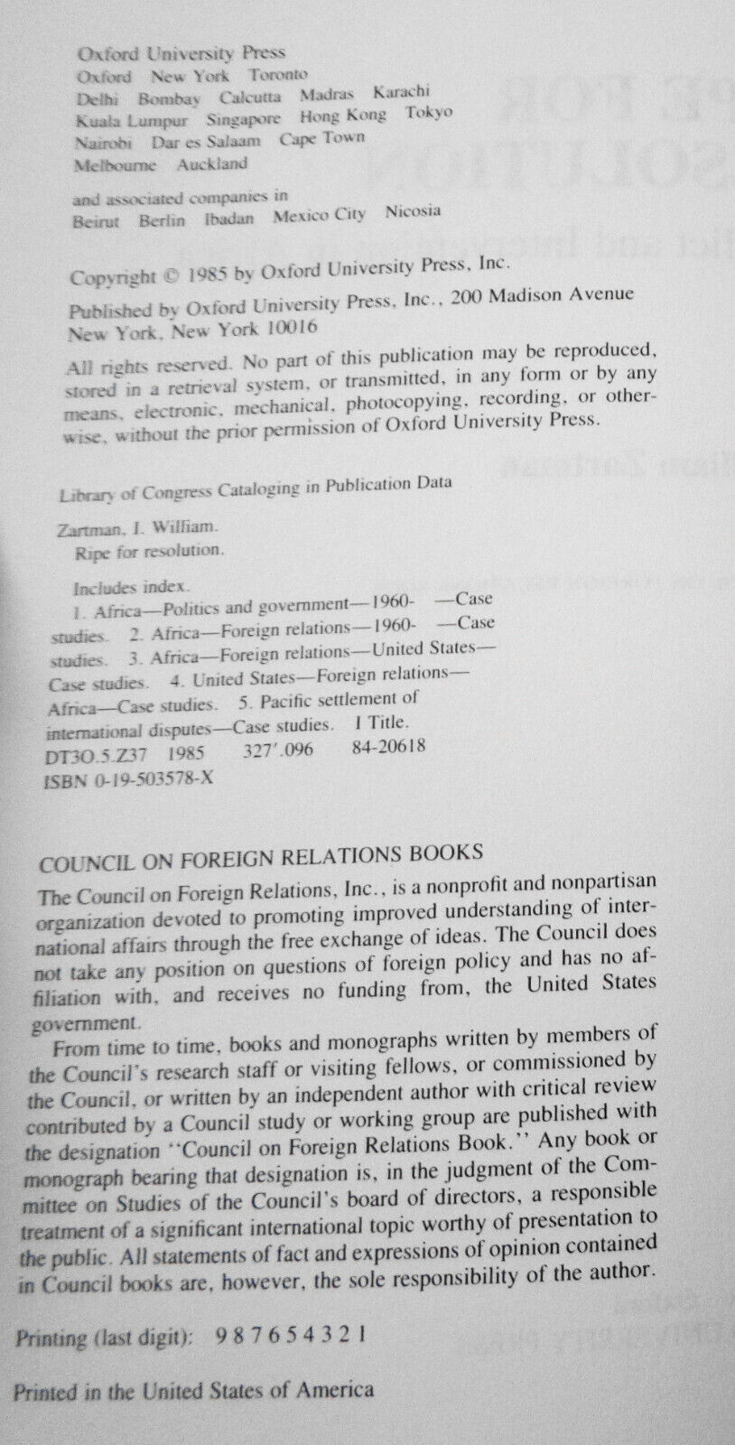 Ripe for Resolution: Conflict and Intervention in Africa by Zartman HC/DJ 1st ed