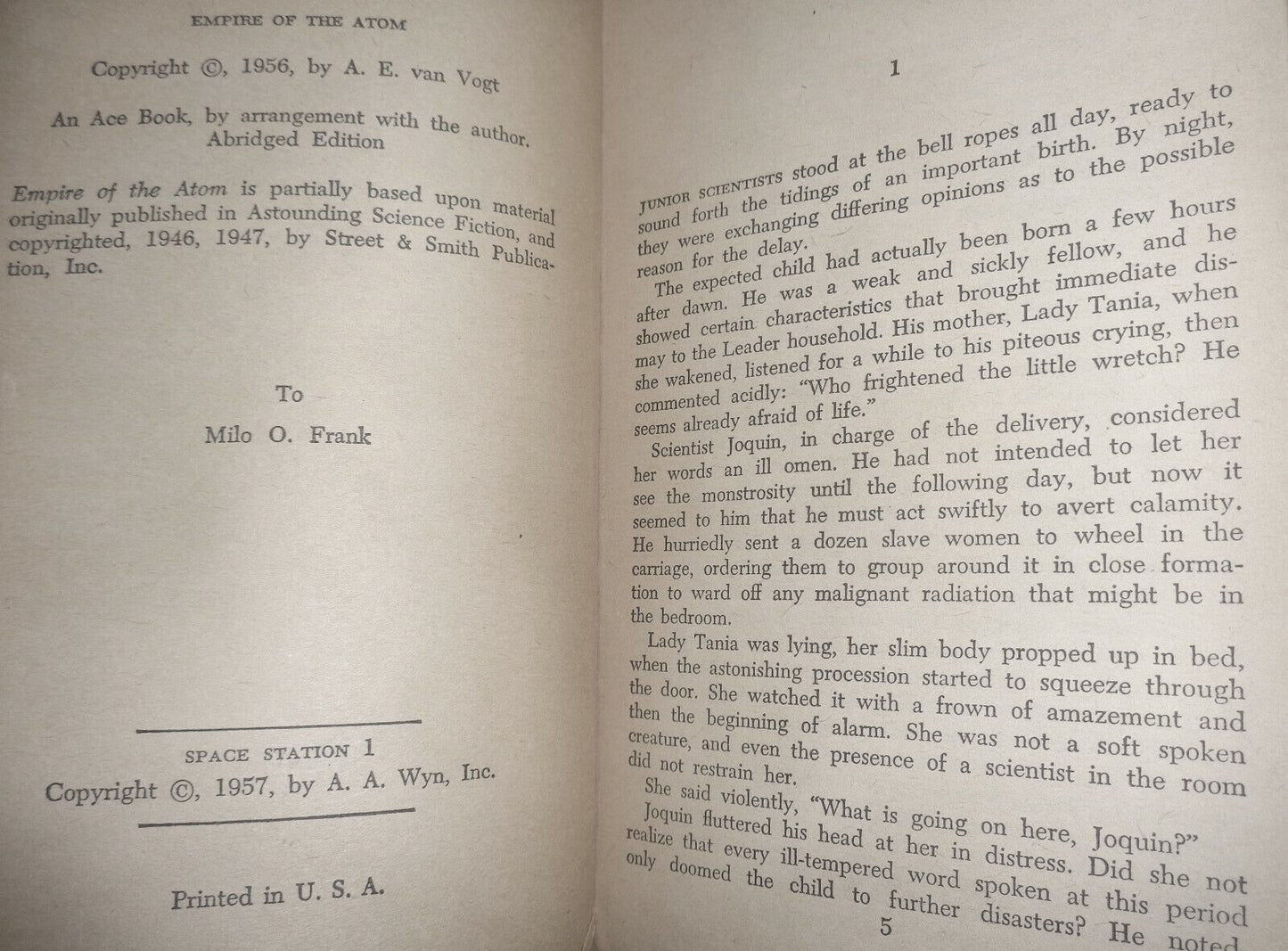 A. E. van Vogt : 5 vintage paperbacks: Slan, Away and Beyond, Mind Cage, etc