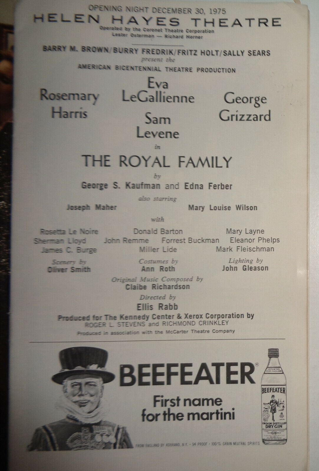 THE ROYAL FAMILY - PLAYBILL - OPENING NIGHT, DEC. 30, 1975 HELEN HAYES THEATRE