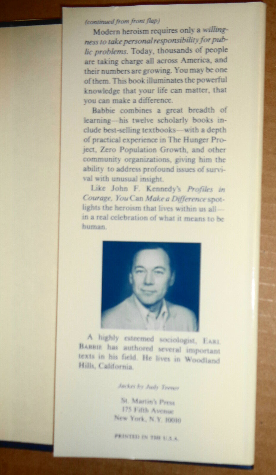 Earl Babbie : You Can Make a Difference. SIGNED 1985. First Edition. Hardcover