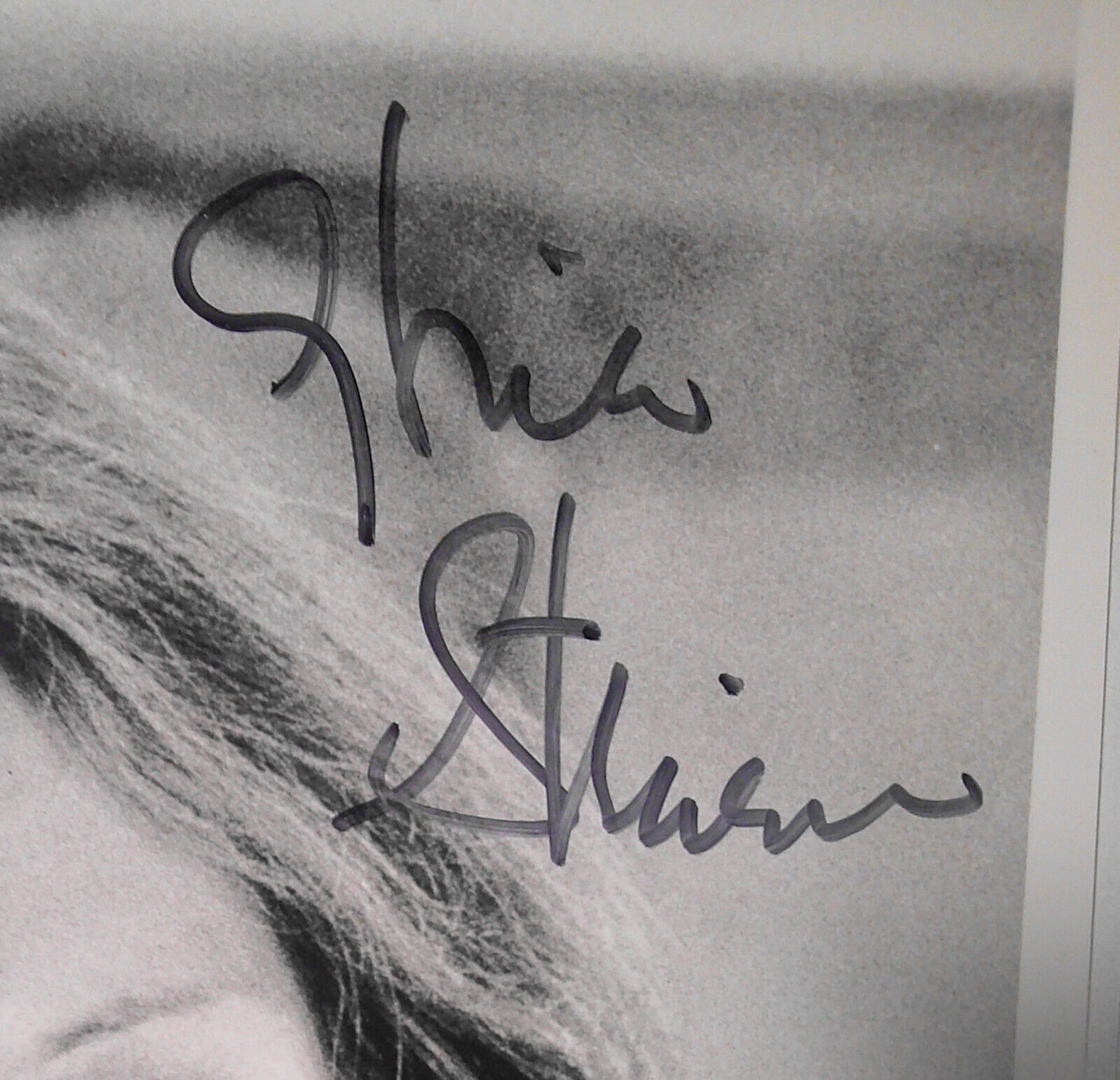 Gloria Steinem SIGNED 8x10 Photo - original