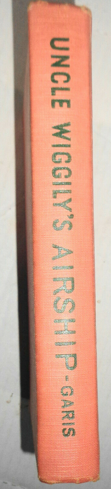 1939 Uncle Wiggily's Airship, by Howard R. Garis.