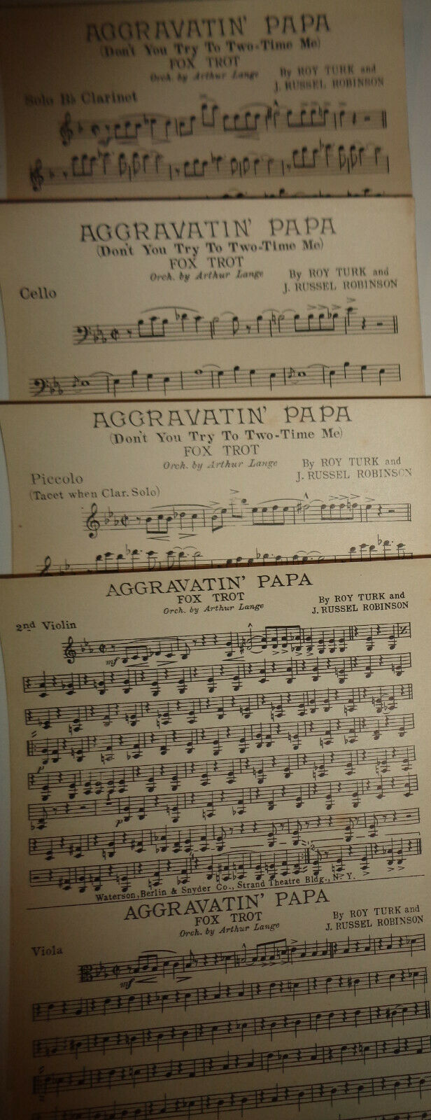 Aggravatin' papa : don't you try to two-time me by Roy Turk - 1922 for orchestra