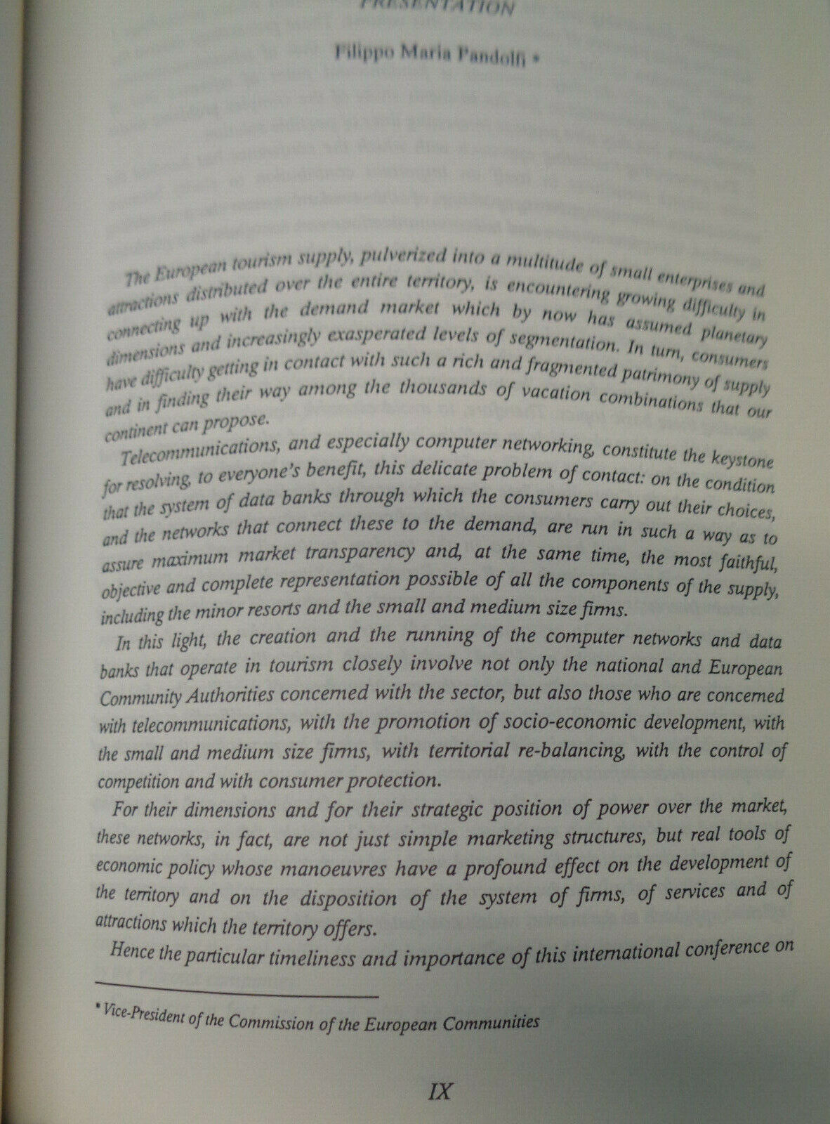 COMPUTER NETWORKING &  PUBLIC TOURISM ORGANIZATION  1991 CONFERENCE PROCEEDINGS