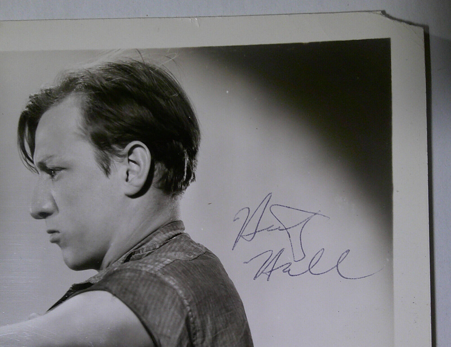 Huntz Hall - SIGNED Vintage original 10x8 Photo - [Dead End Kids; Bowery Boys]