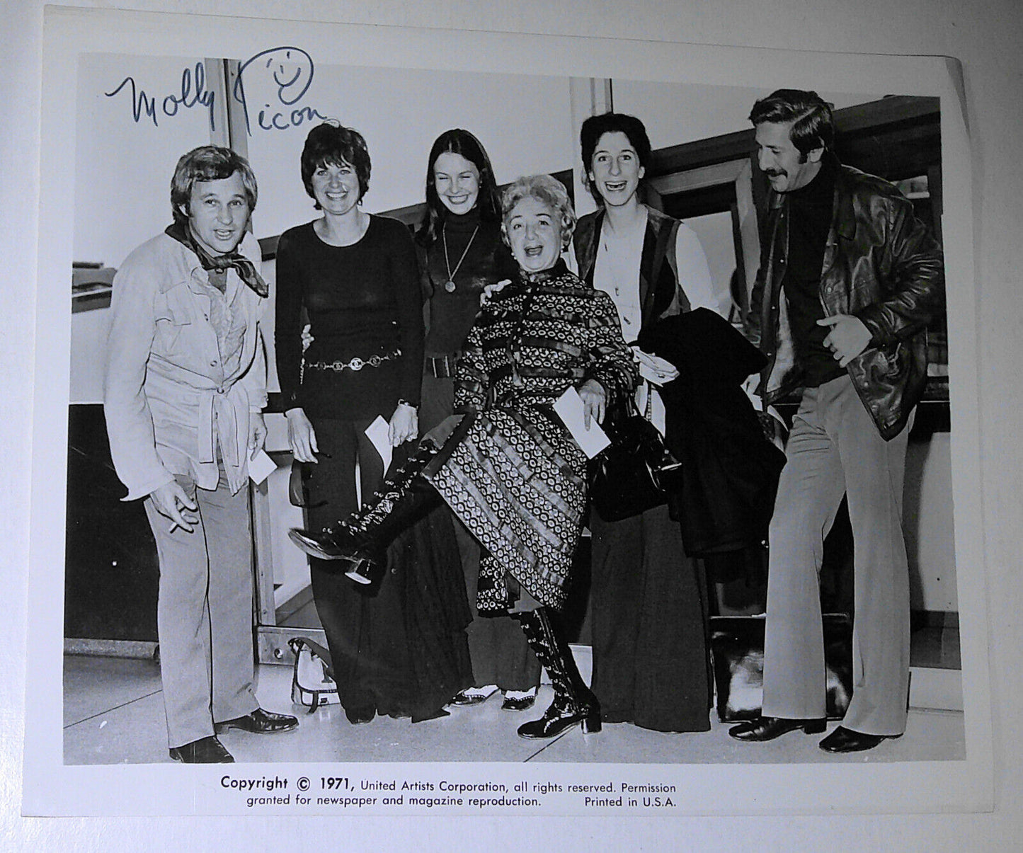 Molly Picon - Signed group photo 8"x10", 1971.