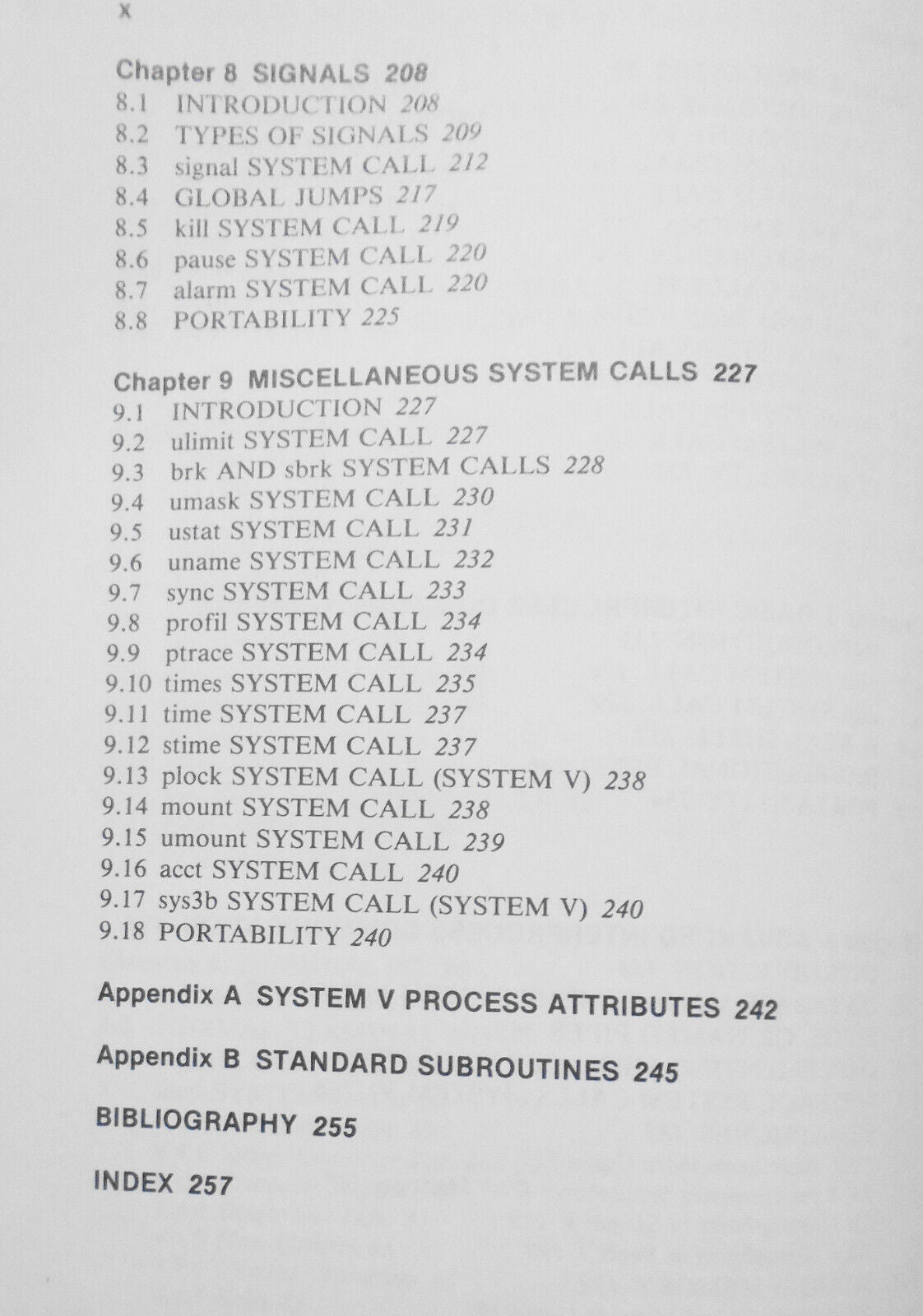 Advanced UNIX Programming, by Marc J. Rochkind. 1985 softcover