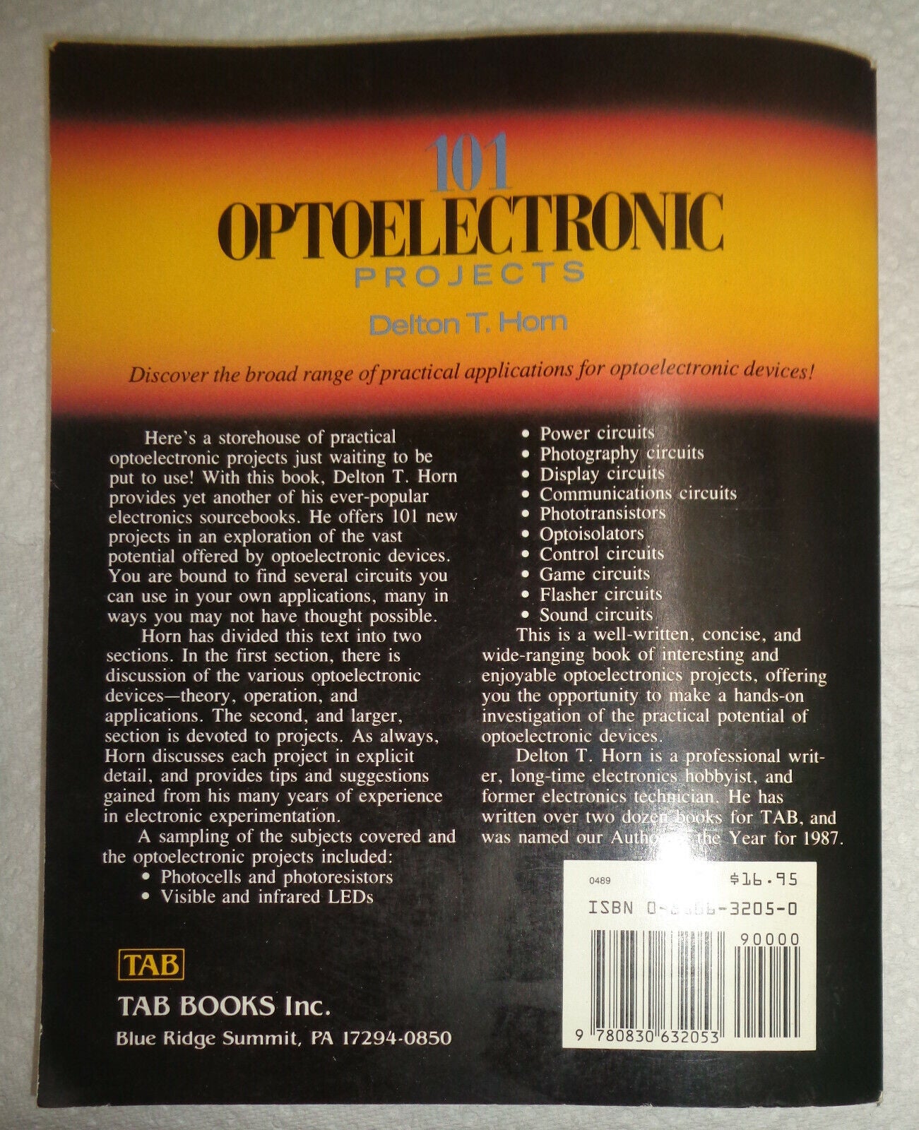 101 optoelectronic projects, by Delton T Horn. 1989. Fine.