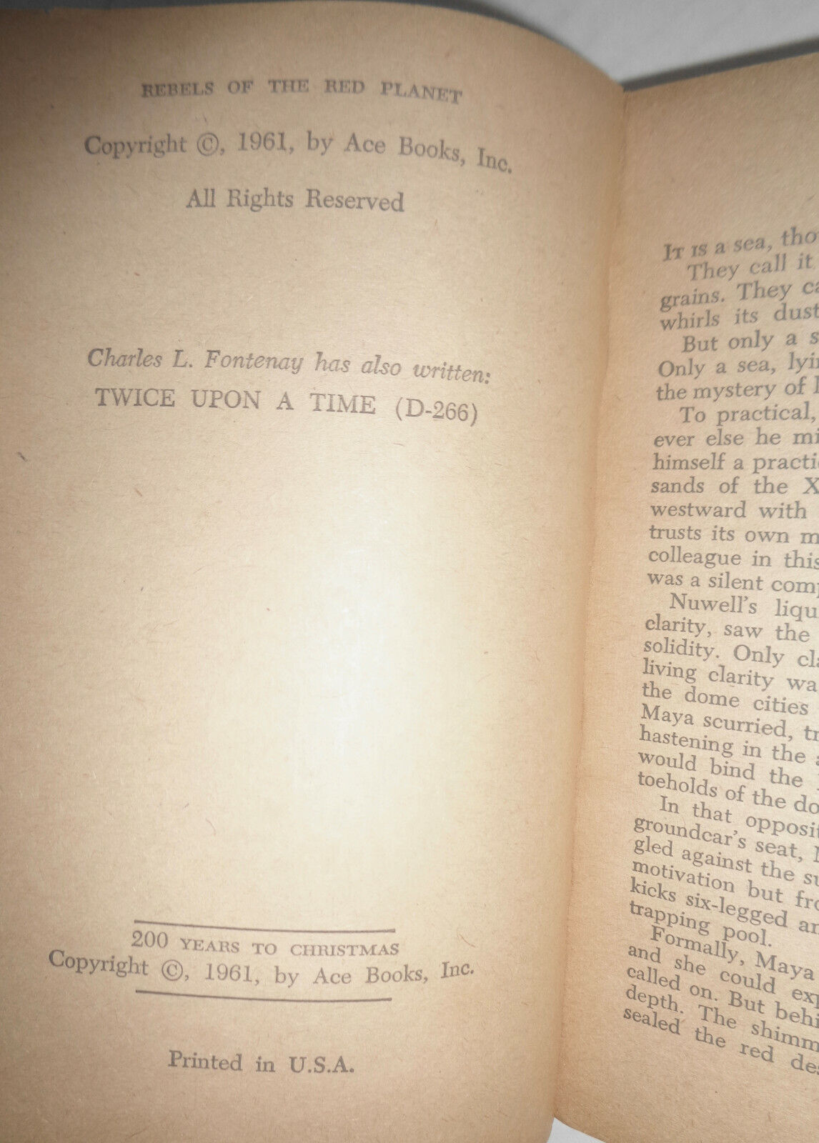 J T McIntosh: 200 Years to Christmas /Rebels of Red Planet Ace Double 1961 F-113
