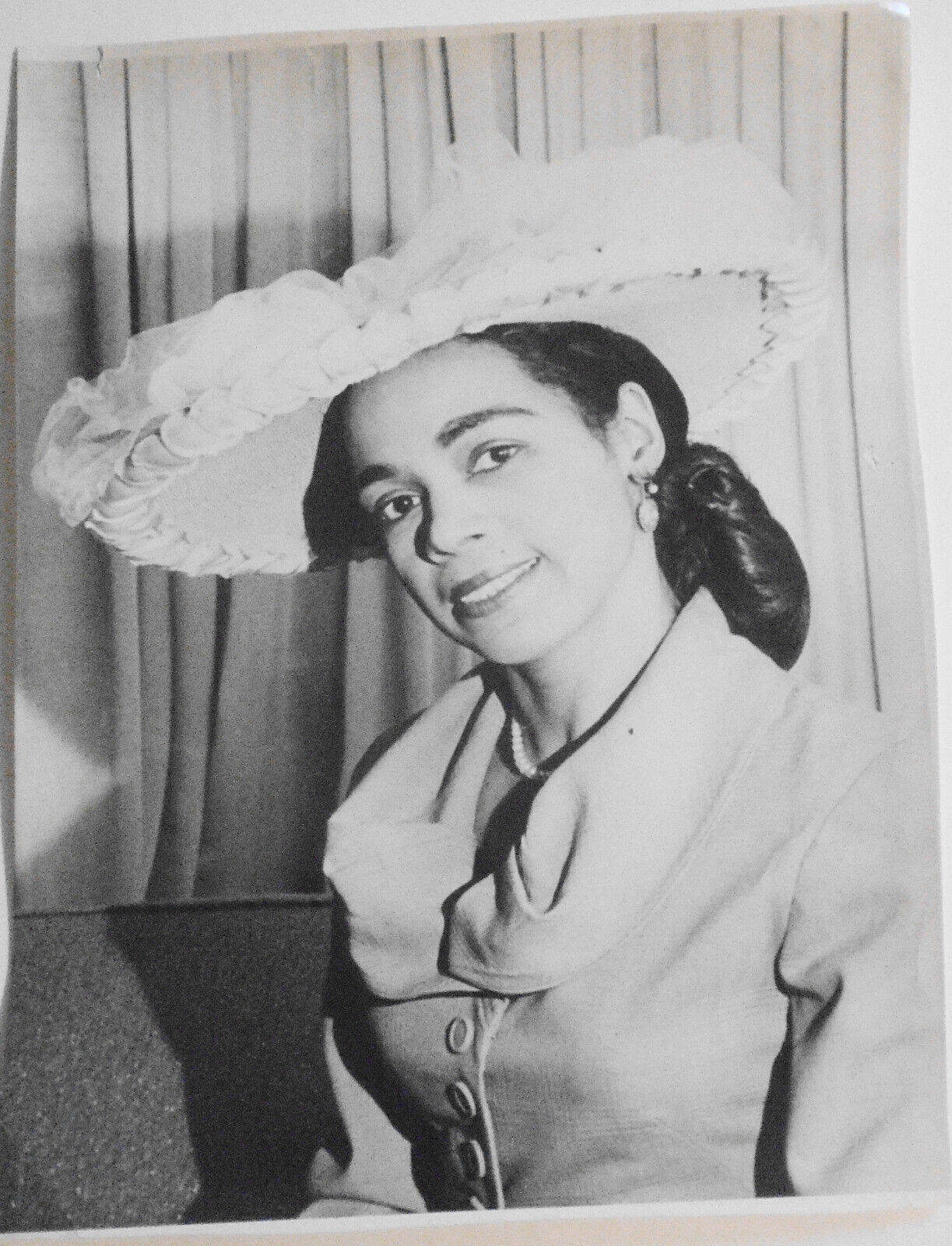 1960s Linda Page hats: 8 original photos. Designs by Coretta Scott King milliner