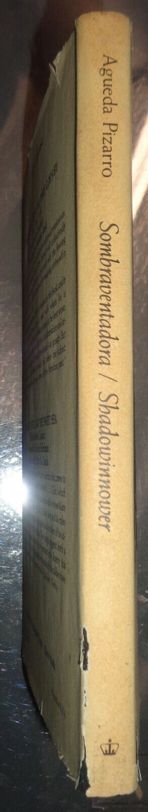 Sombraventadora = Shadowinnower, by Águeda Pizarro. SIGNED First edition 1979
