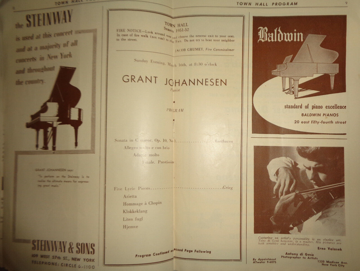 GRANT JOHANNESEN, PIANIST - PROGRAM - 1952 - TOWN HALL, NYC