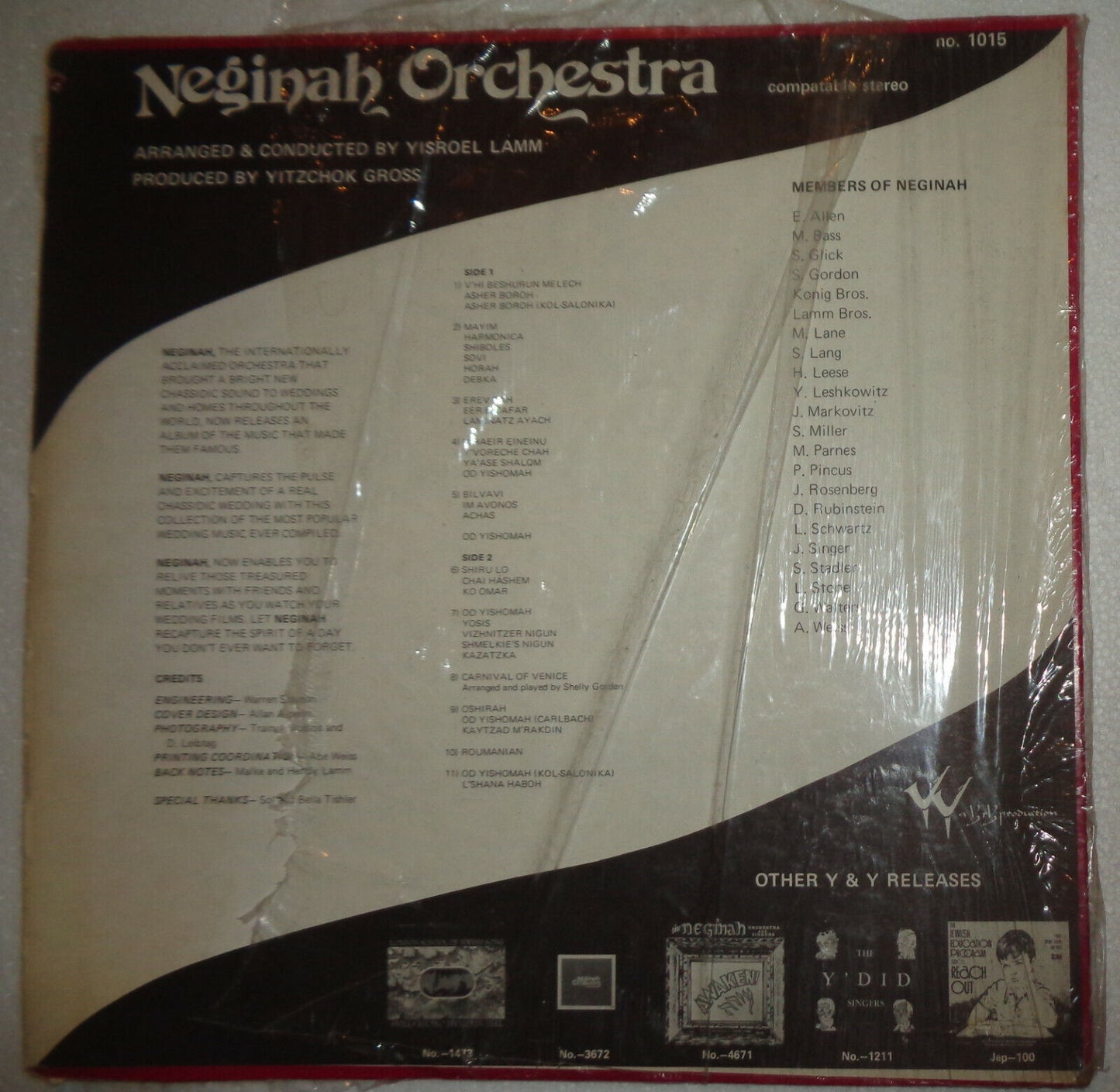 Neginah Orchestra plays a Chassidic wedding. LP