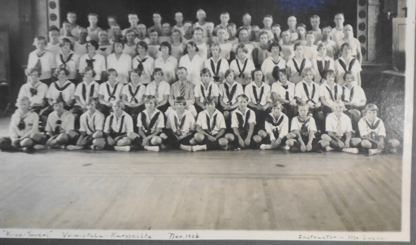 "Kisa-toveri" - Antique group photo of members of gymnastic circle, Finland 1926