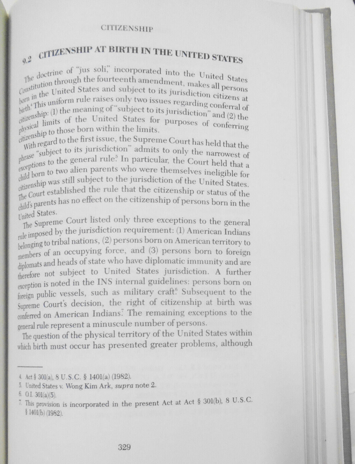 [Law] Immigration primer, by Austin T. Fragomen, Steven C. Bell. 1985 Hardcover