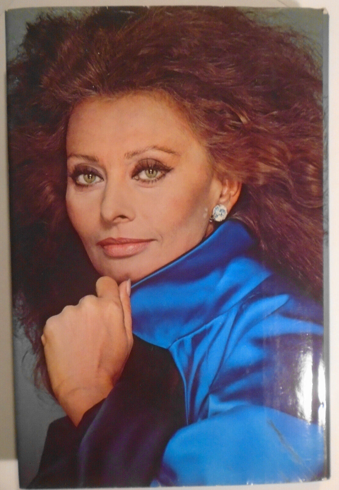 Sophia, living and loving: her own story. SIGNED by Sophia Loren. Hardcover 1979