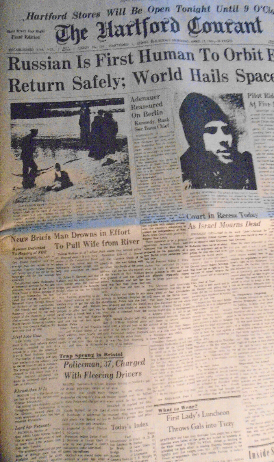 The Connecticut Courant -  historic issues 18th - 20th century reprints
