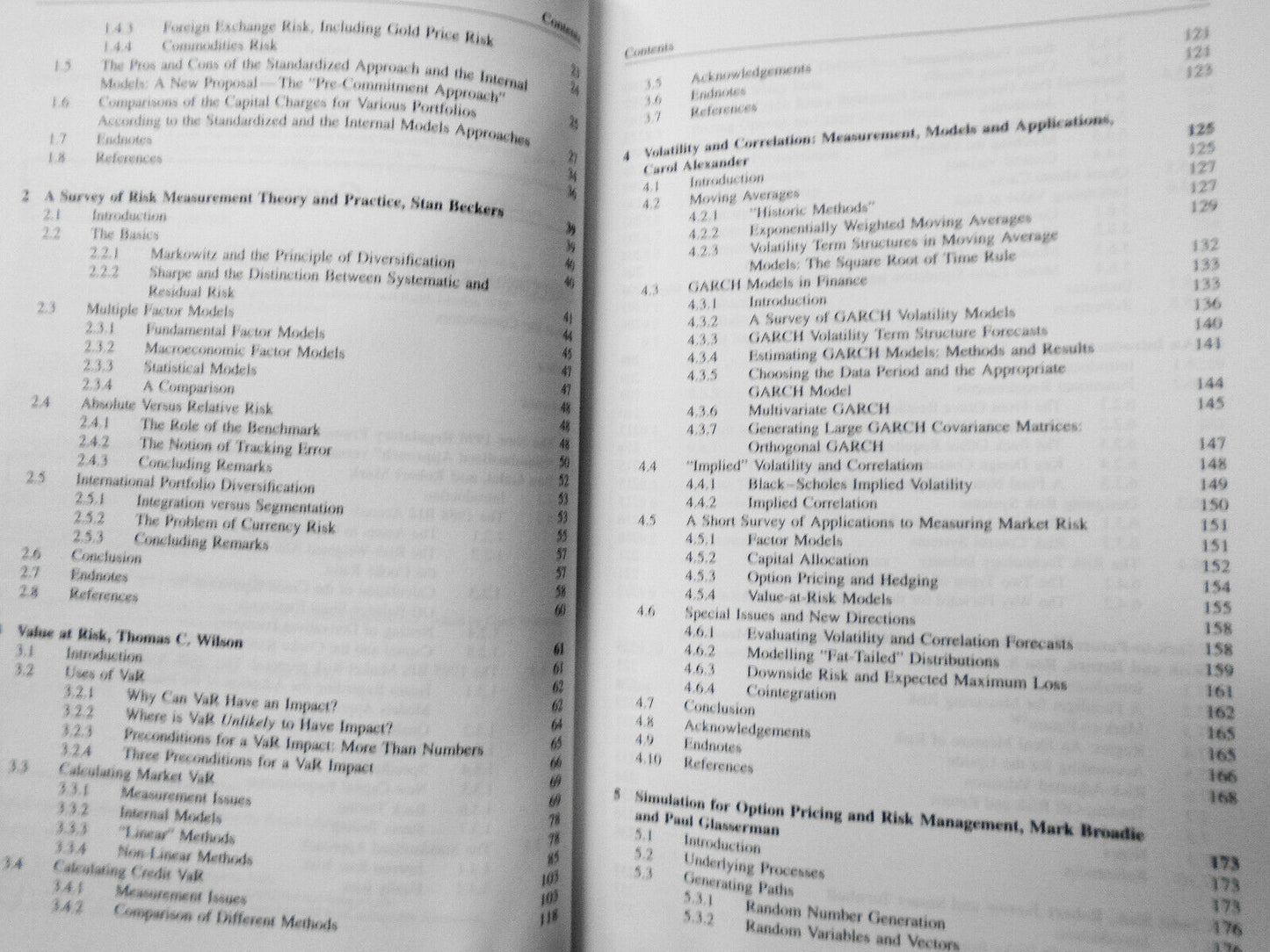 Risk Management and Analysis, Vol. 1. Measuring and Modelling Financial Risk