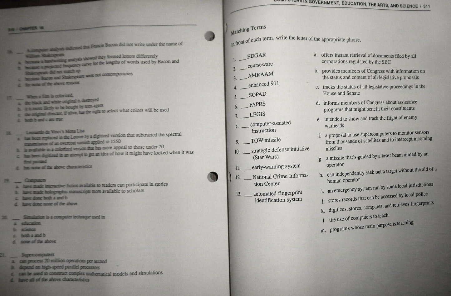 World of computing. Instructor's manual with test bank, by David R Sullivan,1988