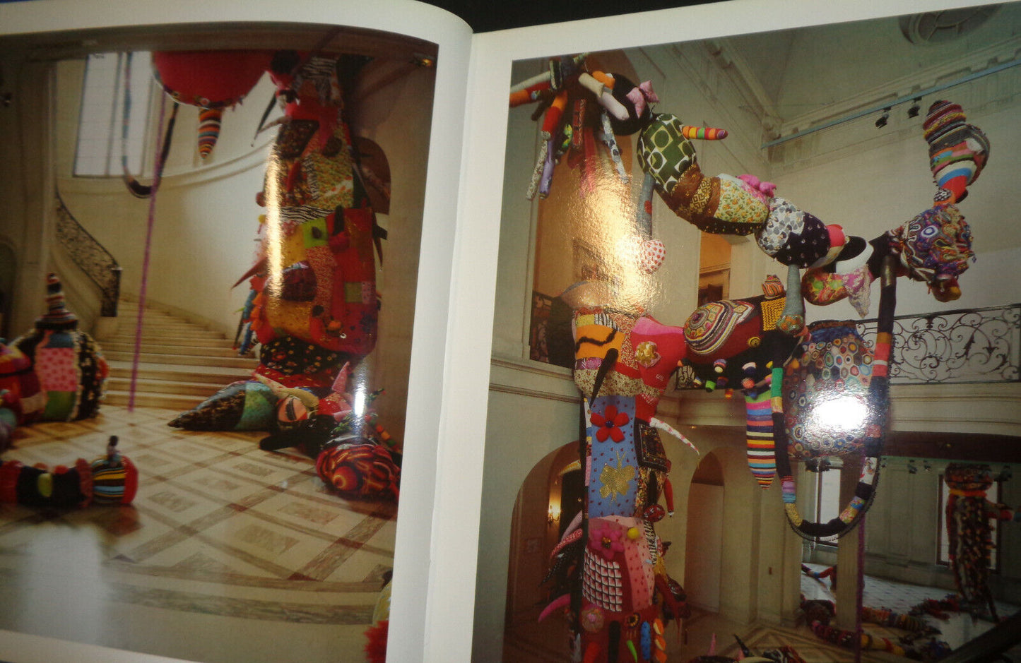 Joana Vasconcelos -  [essay by Paulo Cunha e Silva]  [Editoria Bial], [2009] HC