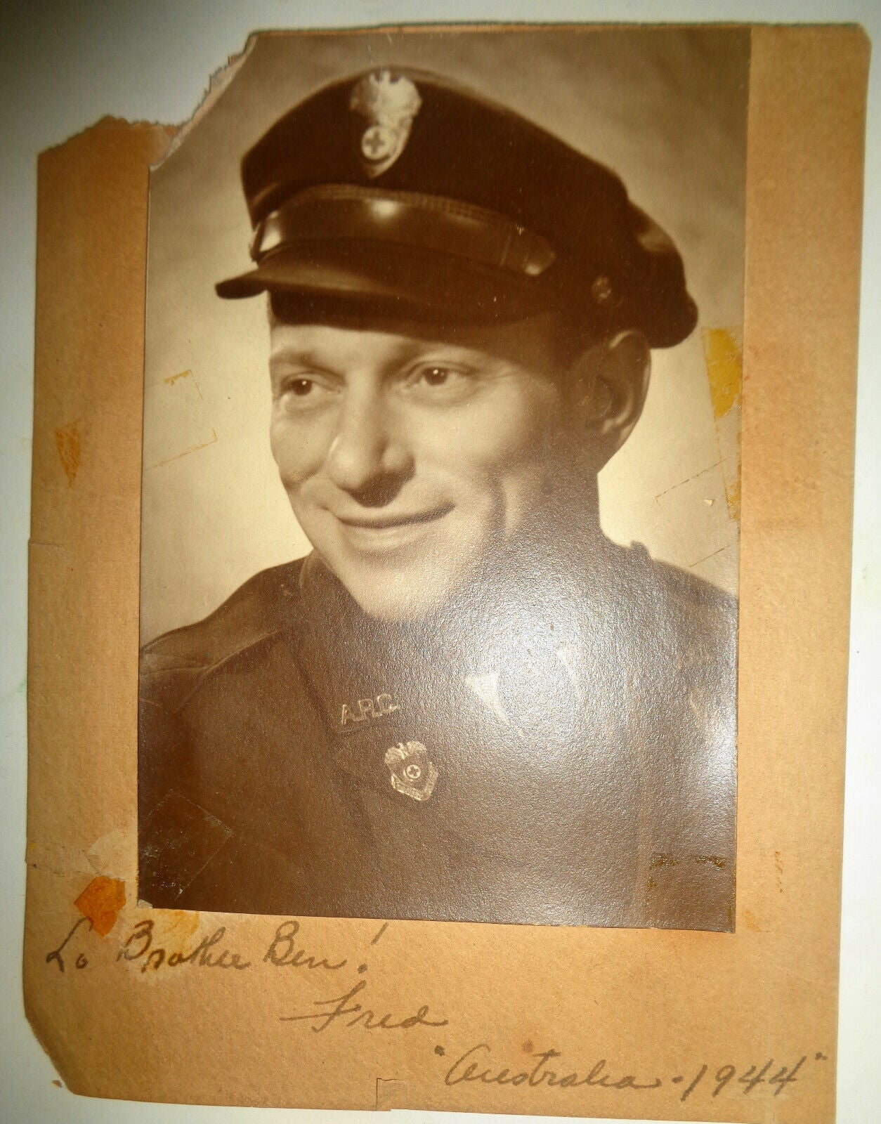 American soldier from Queens in Australia 1940's (WWII) - 8 original photos.