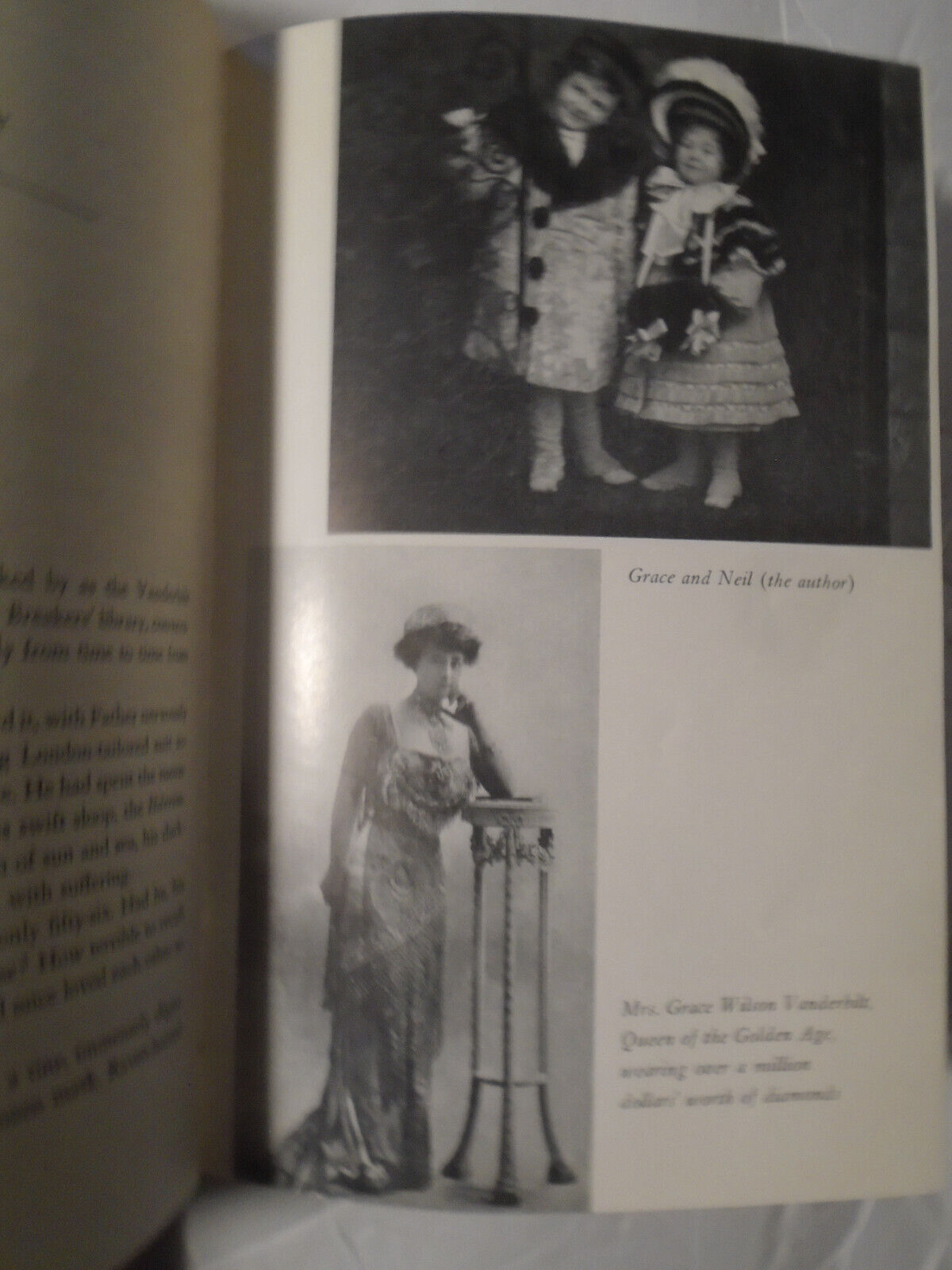 Queen of the Golden Age, by Cornelius Vanderbilt, Jr.. First edition. 1956 HC/DJ