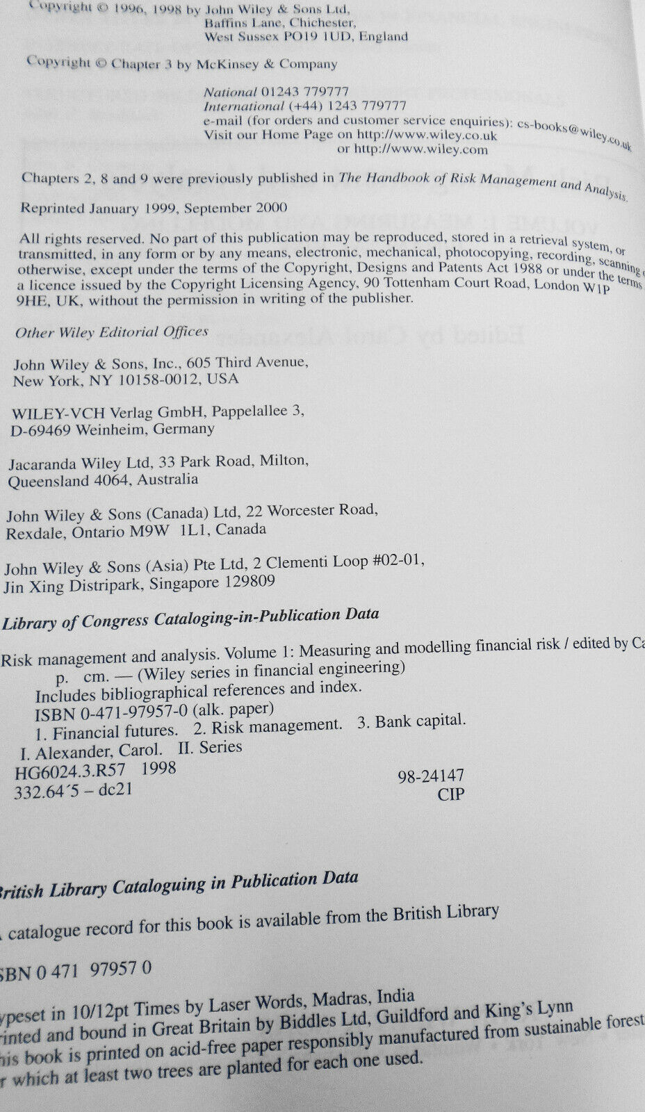 Risk Management and Analysis, Vol. 1. Measuring and Modelling Financial Risk