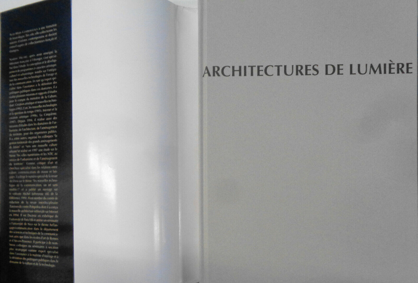 Architectures de Lumiere : Vitraux D'Artistes 1975-2000. Hardcover/DJ