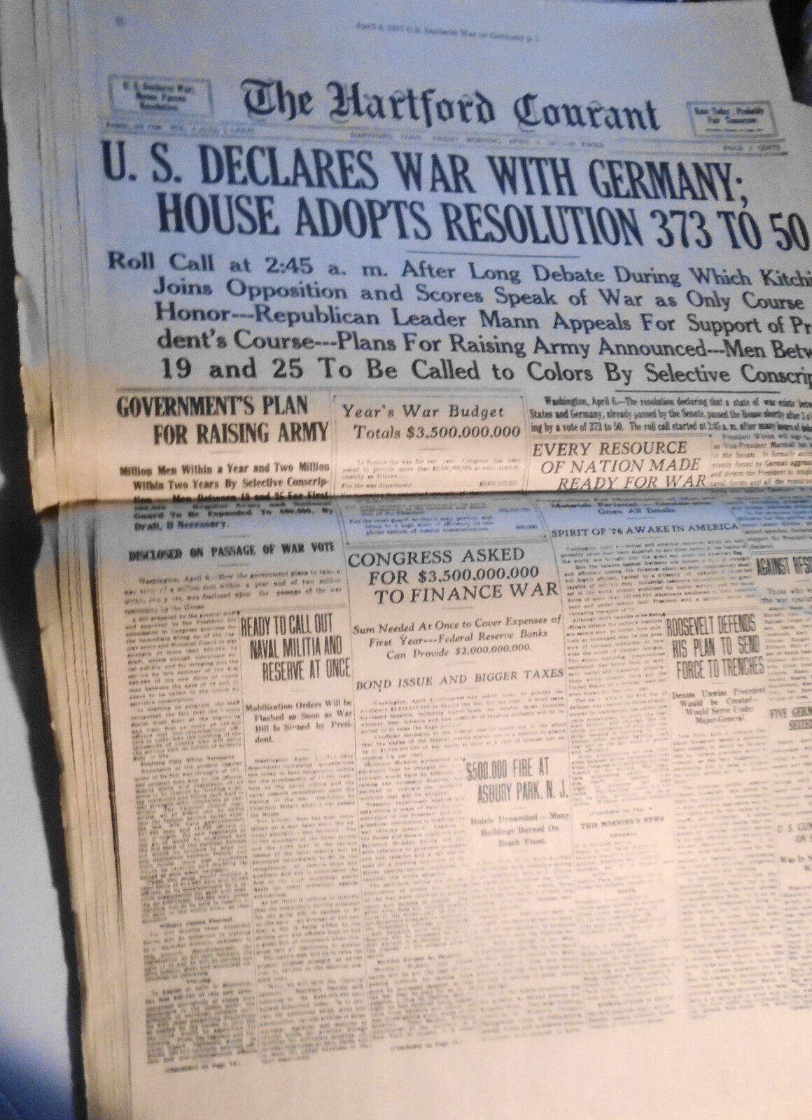 The Connecticut Courant -  historic issues 18th - 20th century reprints