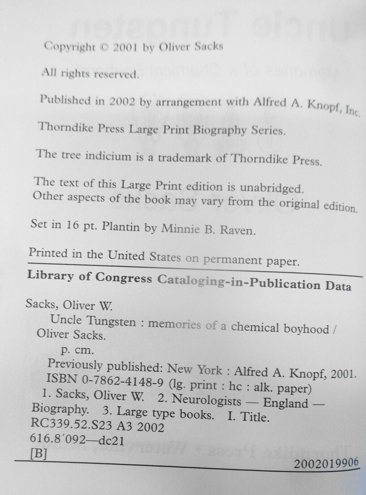 Uncle Tungsten: Memories of a Chemical Boyhood [LARGE PRINT] by Oliver Sacks. HC