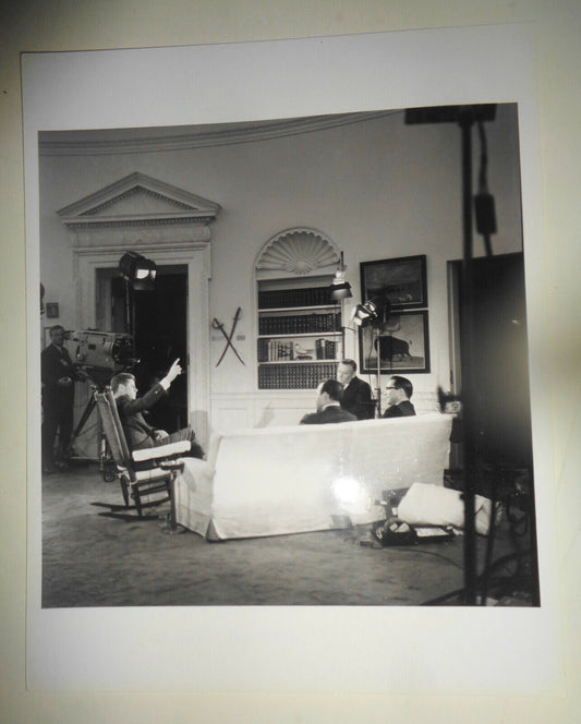 1962 President Kennedy : Oval Office : Country should be pleased this Christmas