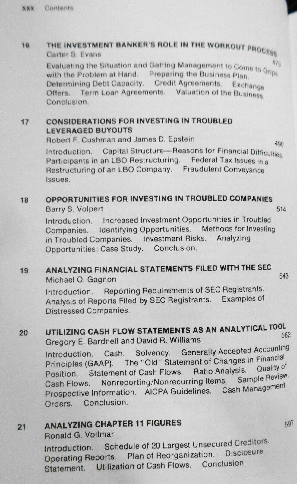 Workouts and Turnarounds: The Handbook of Restructuring and Investing in Distres