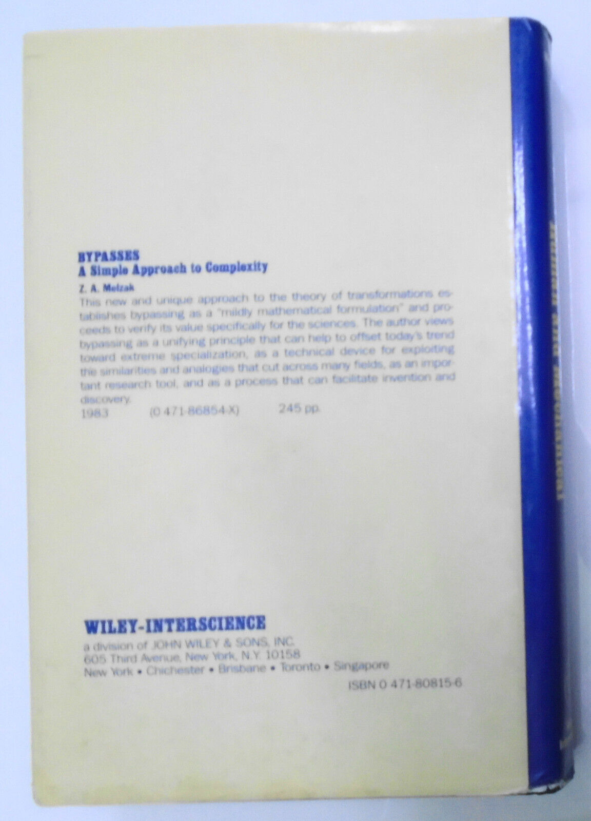 Pattern recognition : human and mechanical. By Satosi Watanabe - Hardcover 1985