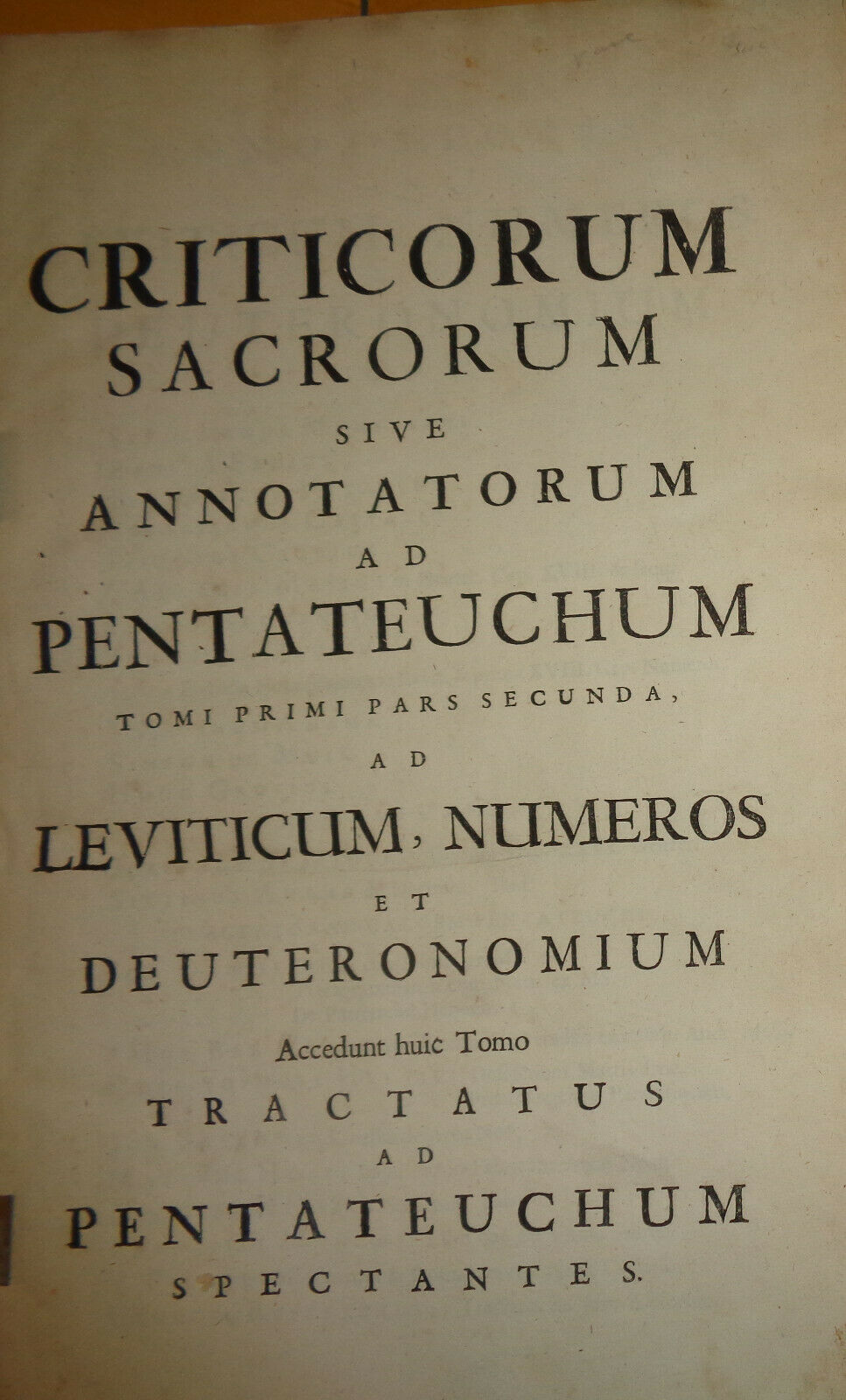 1698 Criticorum sacrorum sive annotatorum ad Pentateuchum.. - Munsterus, Grotius