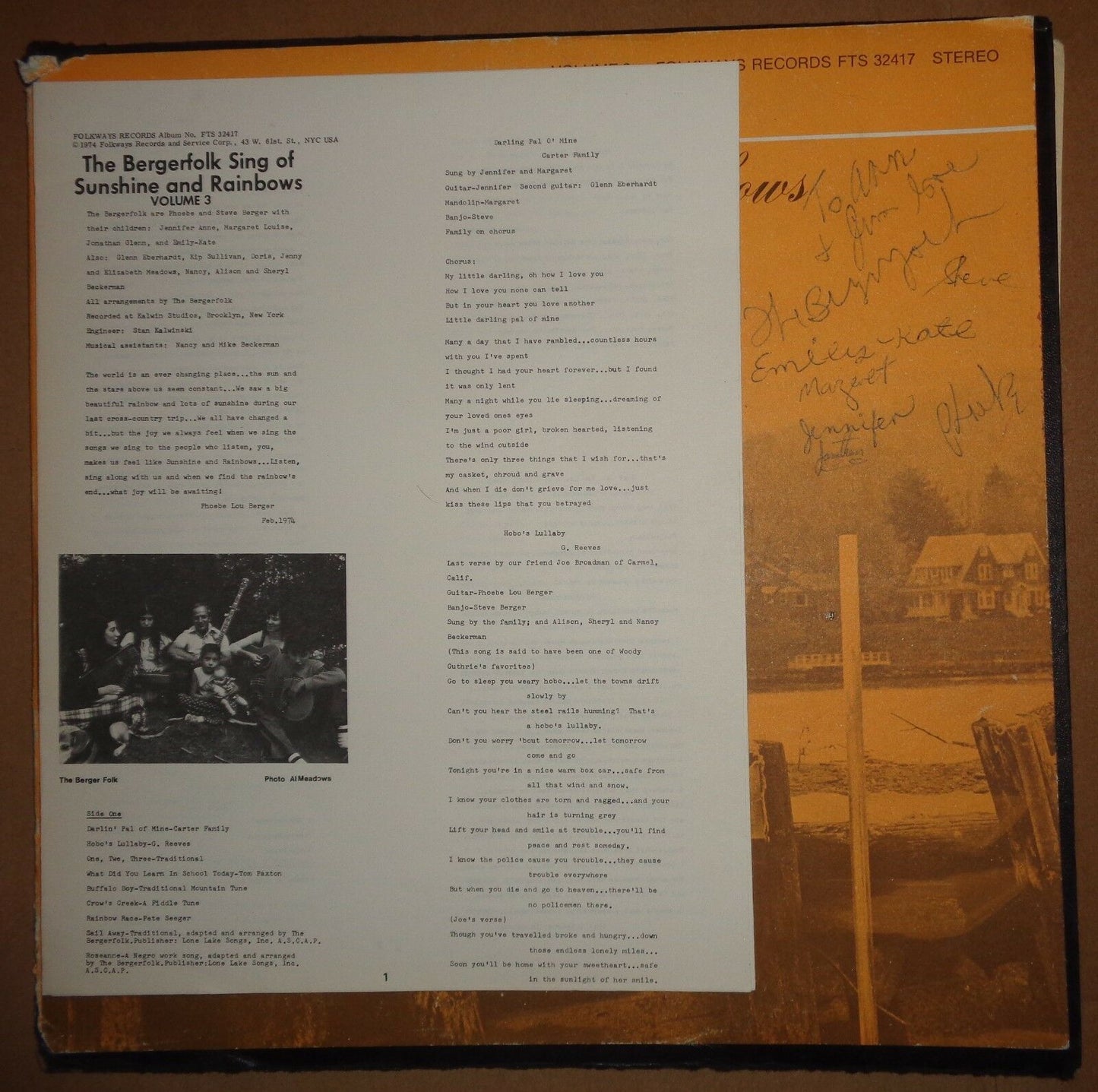 The Bergerfolk Sing of Sunshine and Rainbows - LP - SIGNED by all 6  1974 Orig