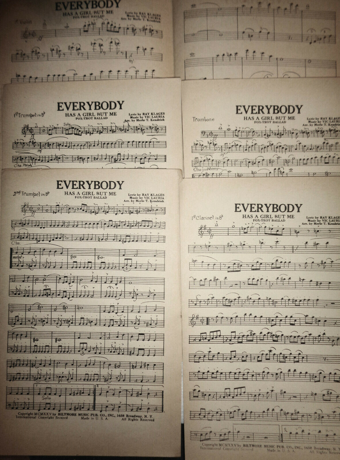 EVERYBODY HAS A GIRL BUT ME, by Ray Klages, Vic Lauria - 1925, For orchestra